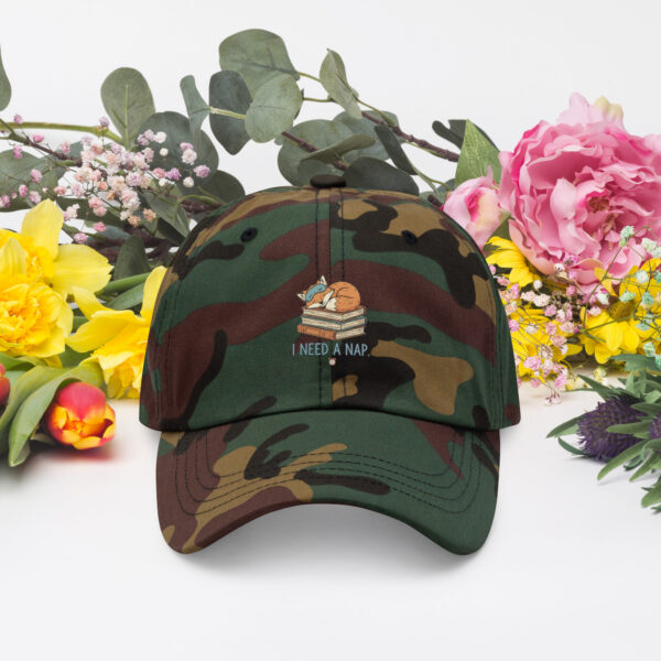 Dad hat Vintage College Style Graphic